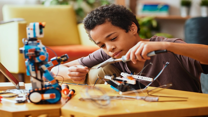 The Ultimate Guide to The Best Kids Coding Robots – Makeblock