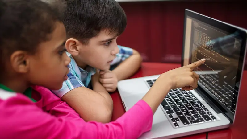 Choosing the Right Coding School for Your Child