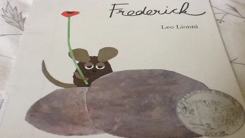 Frederick by Leo Lionni growth mindset books for kids
