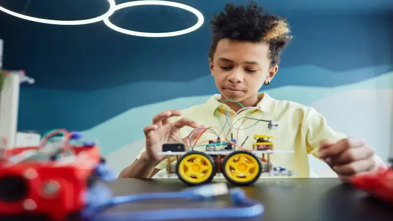 Kid-friendly robotics education