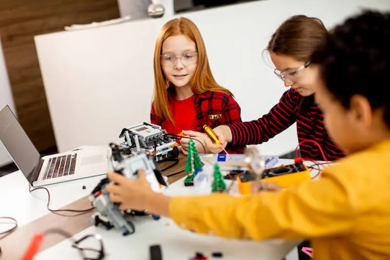 How Coding Toys Support STEM Education